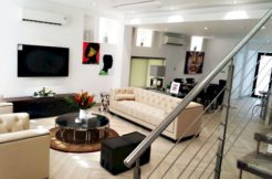 Acasia Grand Deluxe 5 Bed Townhouse Acasia Grand Deluxe 5 Bed Townhouse