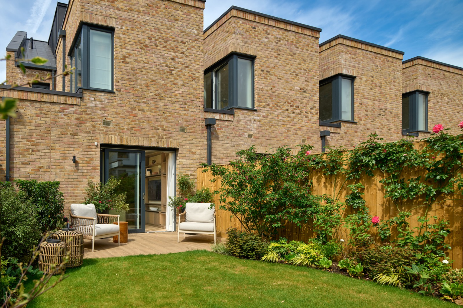 image-1920x1280_(11) Twickenham Green | 3 & 4 Bedroom Mews Houses for Sale, Twickenham