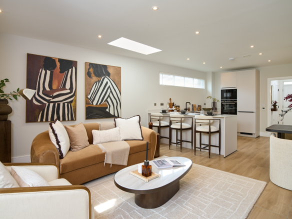 Twickenham Green | 3 & 4 Bedroom Mews Houses for Sale, Twickenham