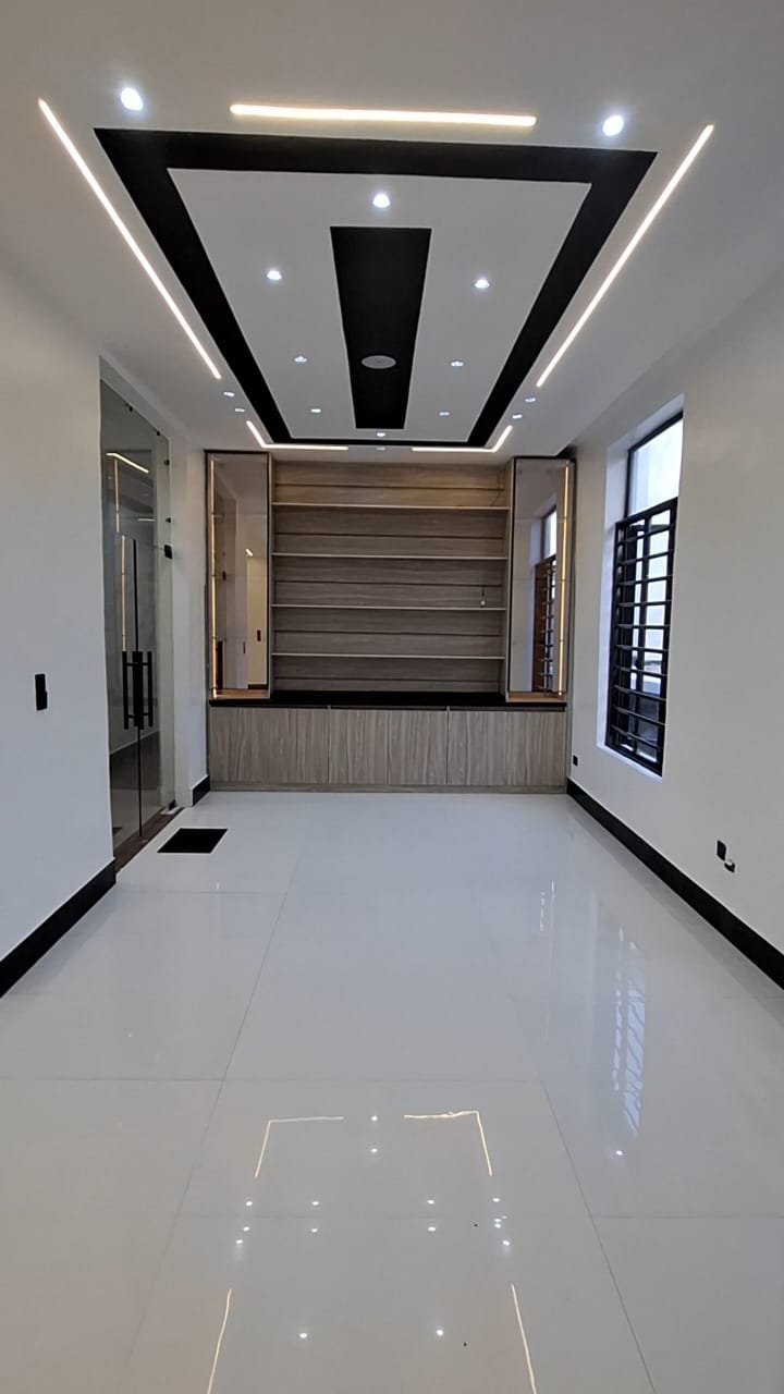 07-family-lounge Diamond Estate | 5 Bedroom Fully Detached Duplex for Sale, Lagos