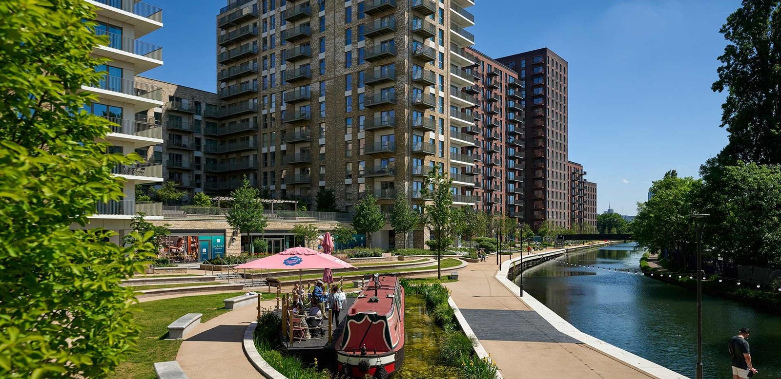 Contemporary Canalside Living in Wembley
