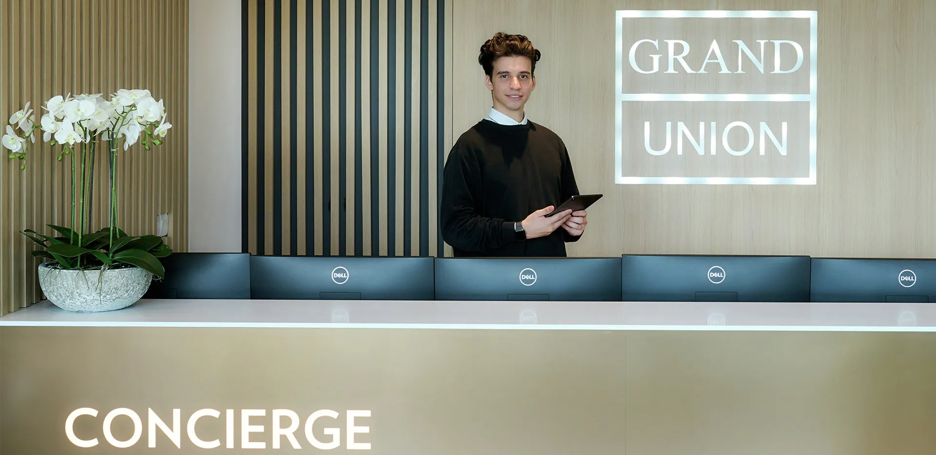 Grand Union | 3 Bedroom Apartment for Sale, London