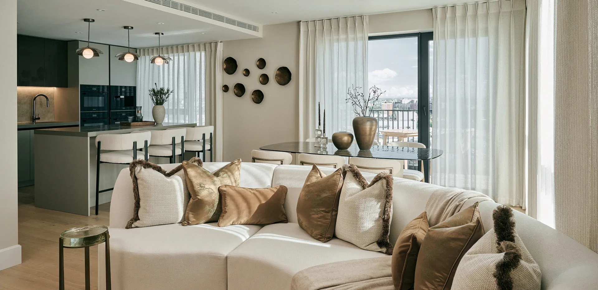 White City Living | 2 Bedroom Apartments for Sale, London