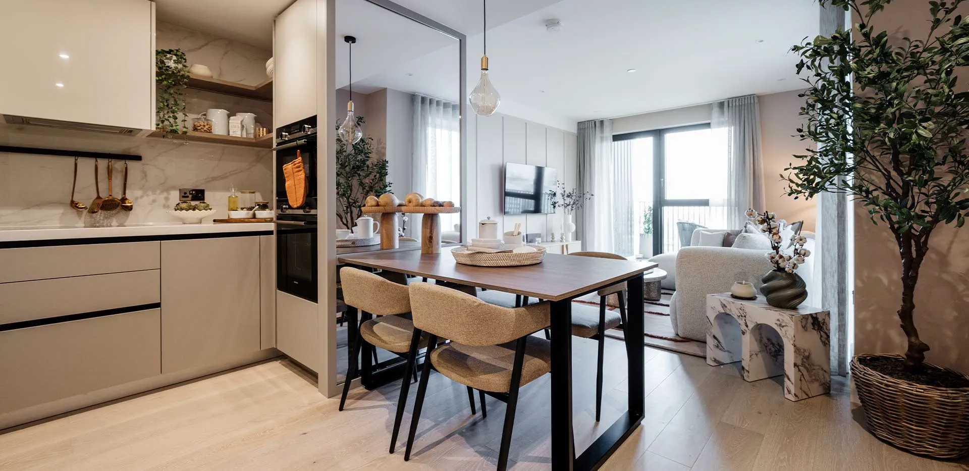 White City Living | 3 Bedroom Apartments for Sale, London